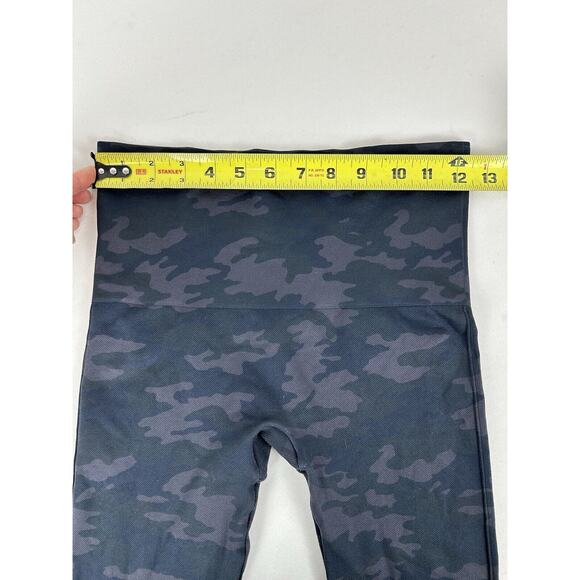 SPANX Look at Me Now Seamless Leggings Heather Camo Size M Women’s Athletic Yoga - Picture 5 of 7
